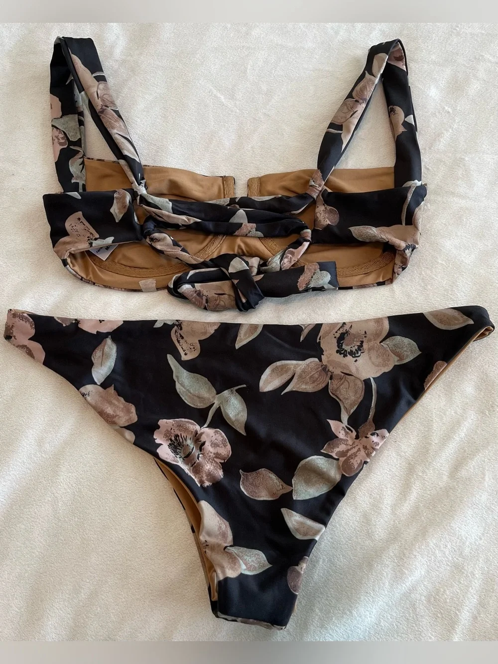 L*Space Bikini Set Camellia Top & Roxette Bitsy Bottom Medium/Large Resortwear